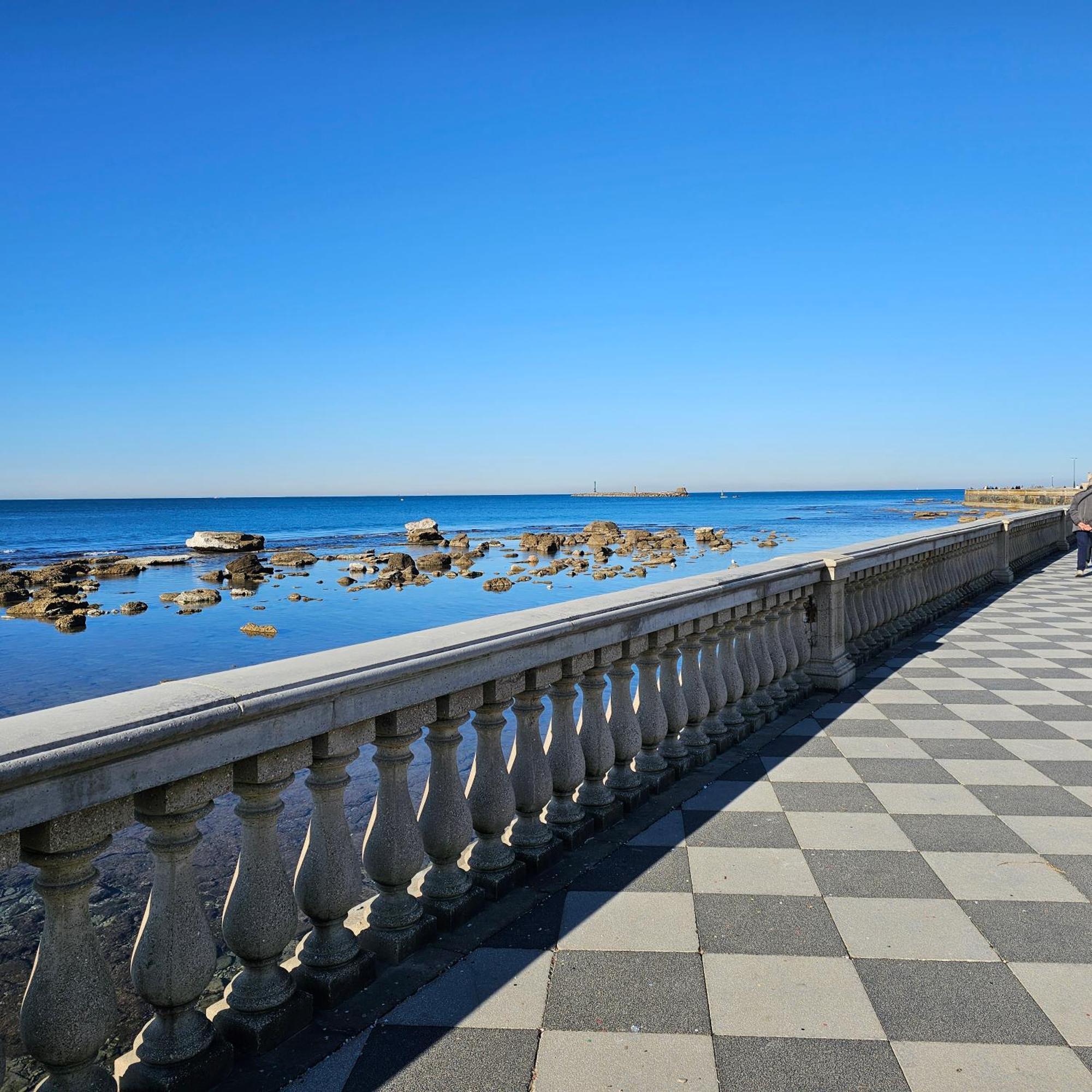 Sunnyside Accademia Appartement Livorno Buitenkant foto